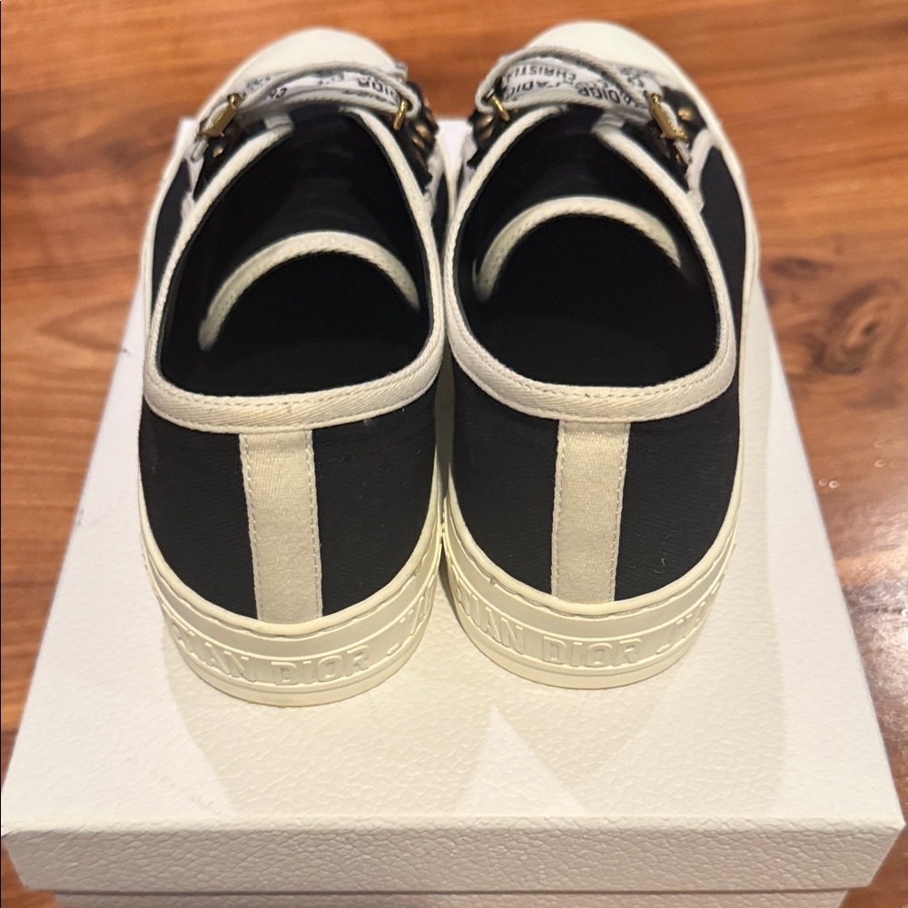 Dior Black and White Canvas Sneakers Walk'n'Dior New in Box 38.5 - Picture 11 of 14